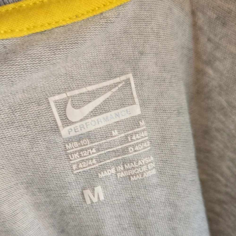 Nike Women's Heather Gray Tank Top - Picture 2 of 3